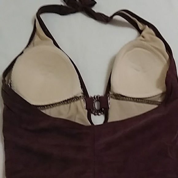 Magic swimsuit - Picture 3 of 5